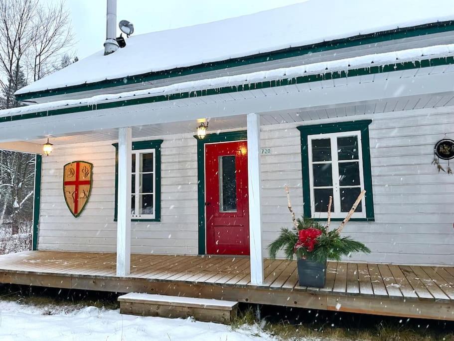 Chalets Nabu La Sacacomie - Riviere - Billard サン・タレクシ・デ・モン エクステリア 写真