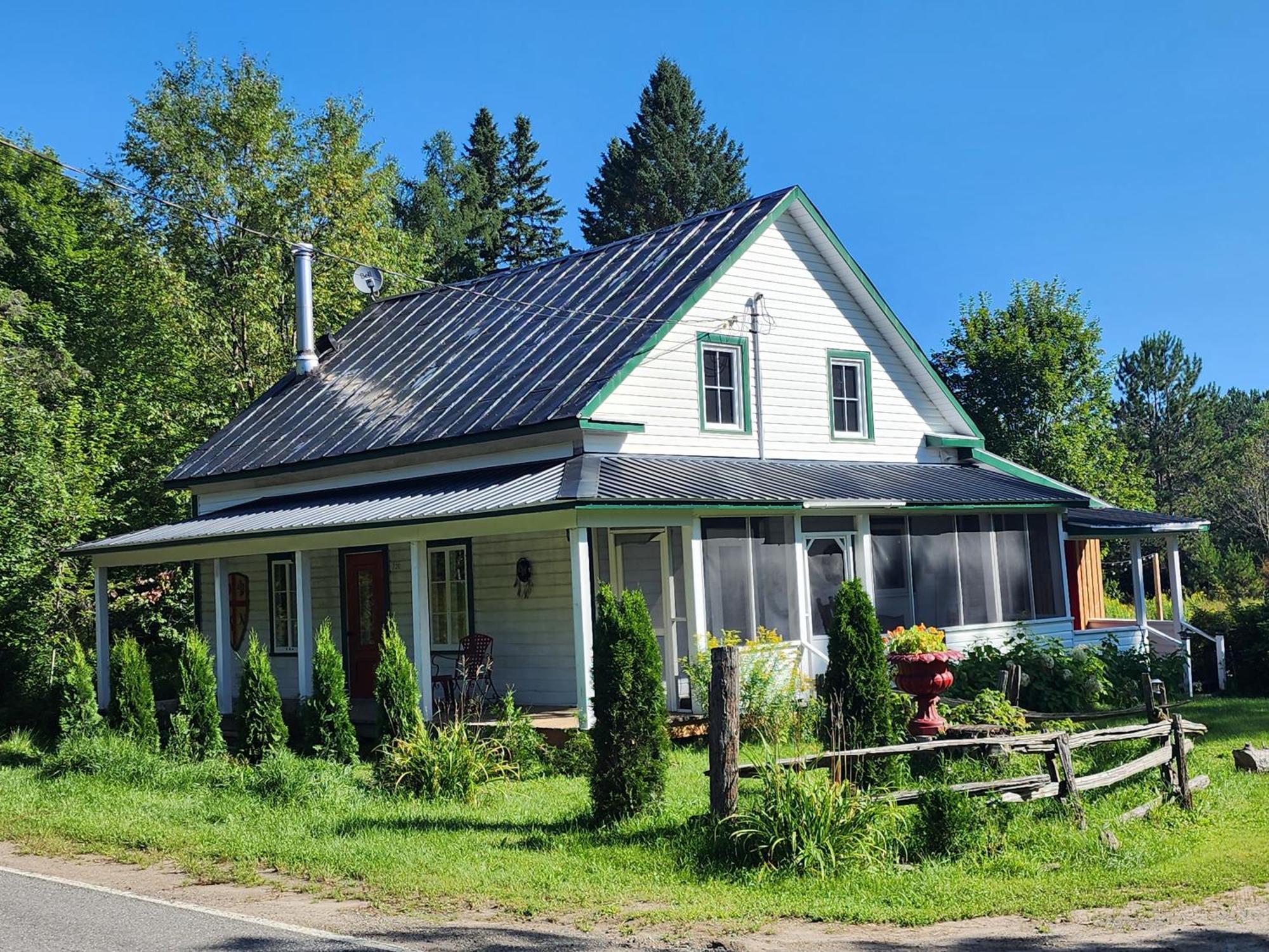 Chalets Nabu La Sacacomie - Riviere - Billard サン・タレクシ・デ・モン エクステリア 写真